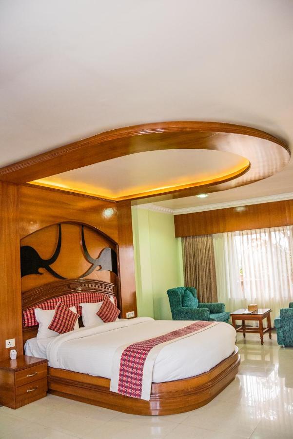 Hotel Earth Light Sauraha Chitwan Zewnętrze zdjęcie