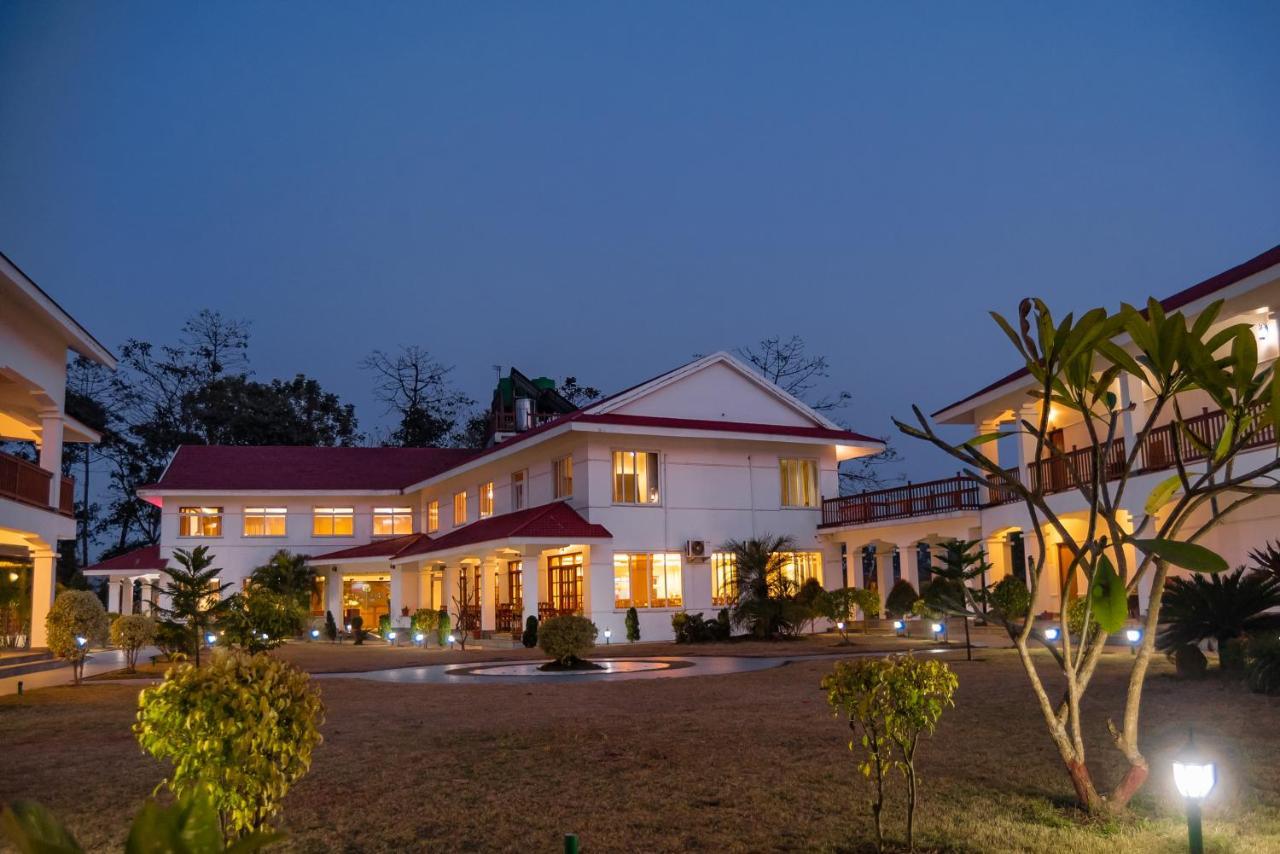 Hotel Earth Light Sauraha Chitwan Zewnętrze zdjęcie