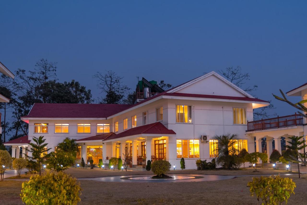 Hotel Earth Light Sauraha Chitwan Zewnętrze zdjęcie