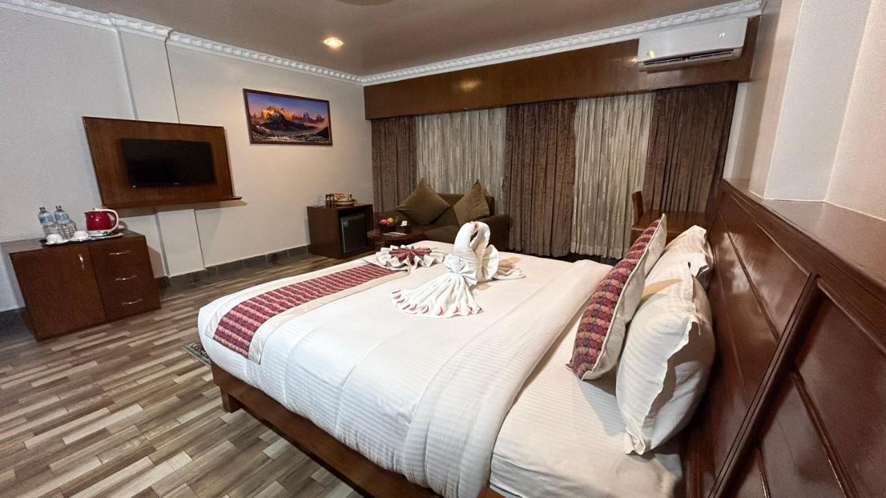 Hotel Earth Light Sauraha Chitwan Zewnętrze zdjęcie
