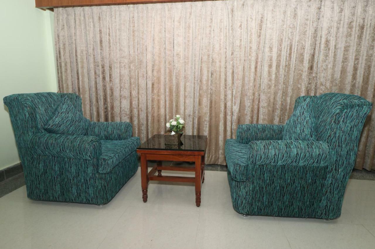 Hotel Earth Light Sauraha Chitwan Zewnętrze zdjęcie